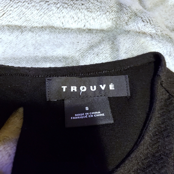 TROUVE Black Textured Asymmetrical Zipper Tank Top - Picture 7 of 10